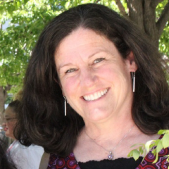 Linda Aaron